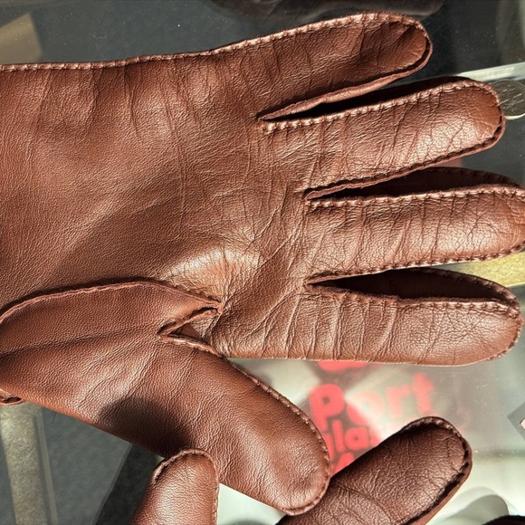 Dents Cashmere lined Leather glove - Picture 2 of 7